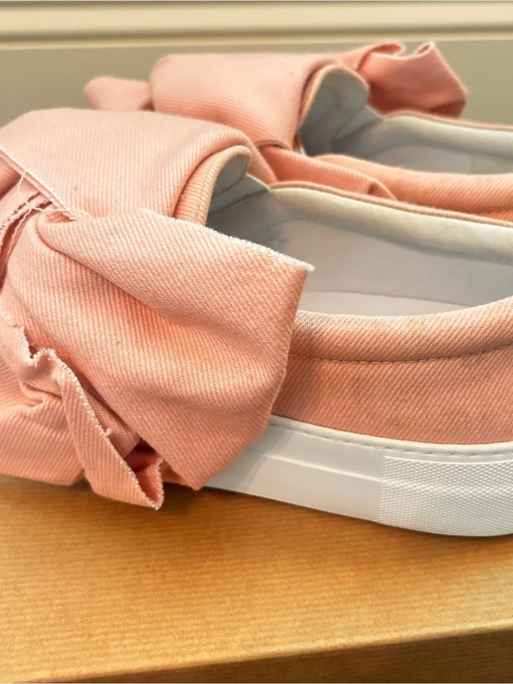 Joshua Sanders Pink Oversized Bow Slip-On Platform Sneakers Made in Italy